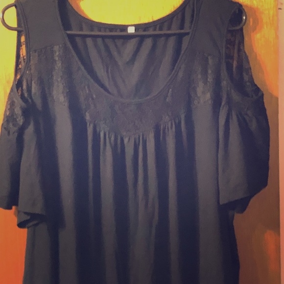 Cold Shoulder Tunic - Picture 1 of 4